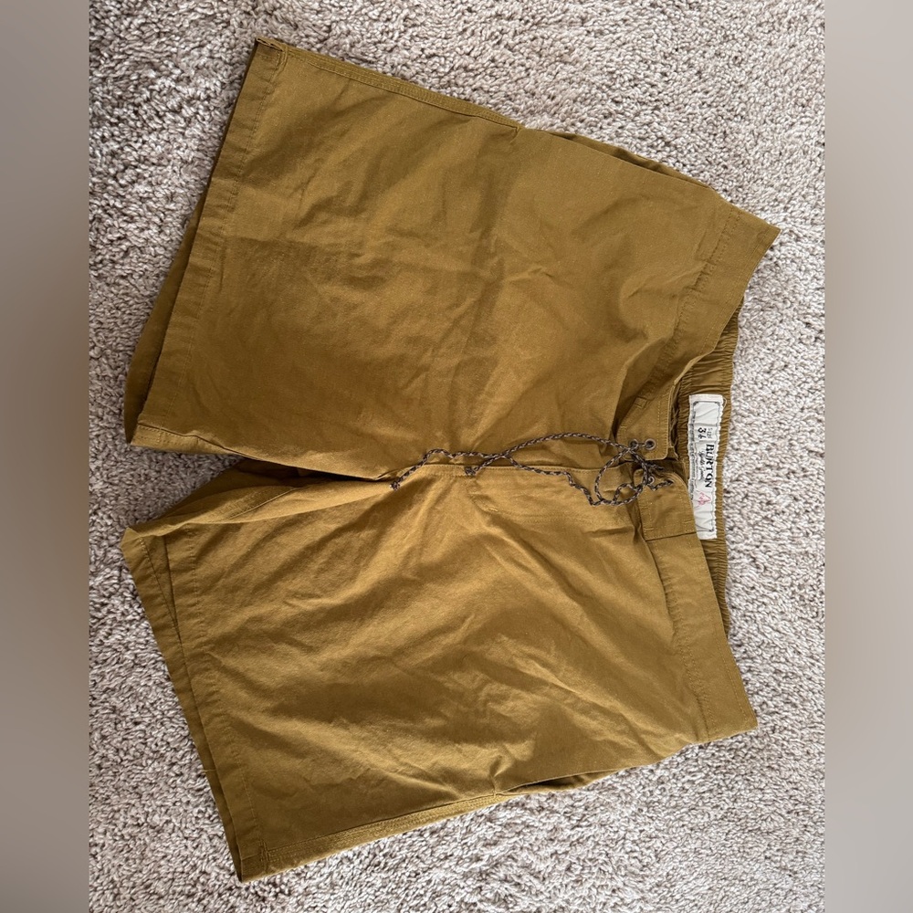 Lightweight, flexible, shorter length with quick-dry fabric.